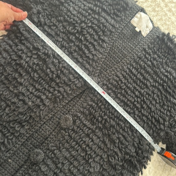 Burning torch cardigan - Picture 12 of 13